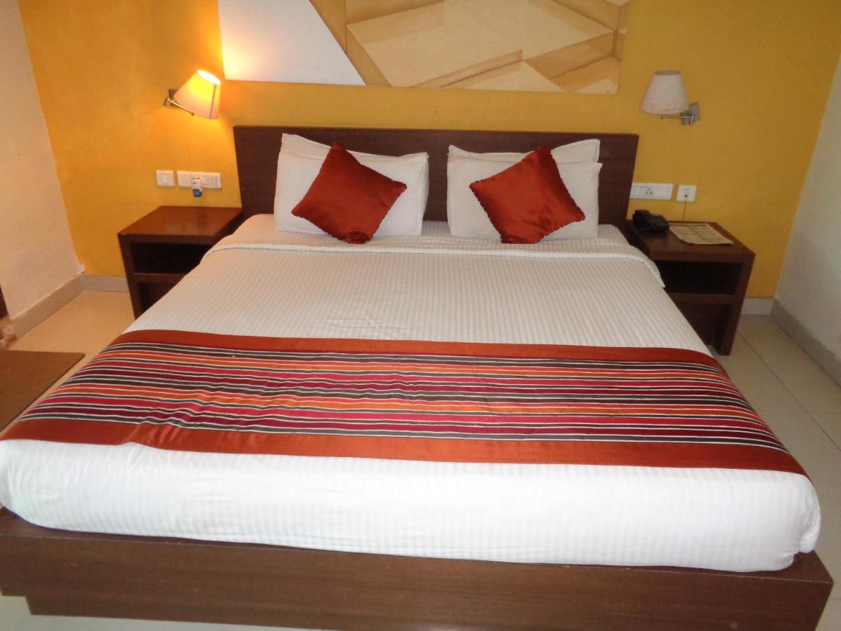 Orbit Hotel - Bagdogra Exterior photo